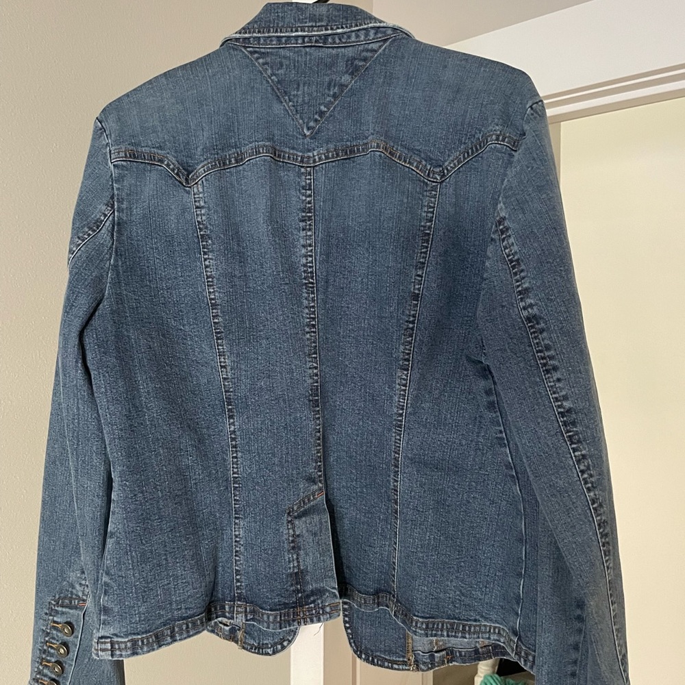 Tommy Hilfiger Vintage Stretch Denim Buttoned Front Blazer/Jacket. - Picture 12 of 14
